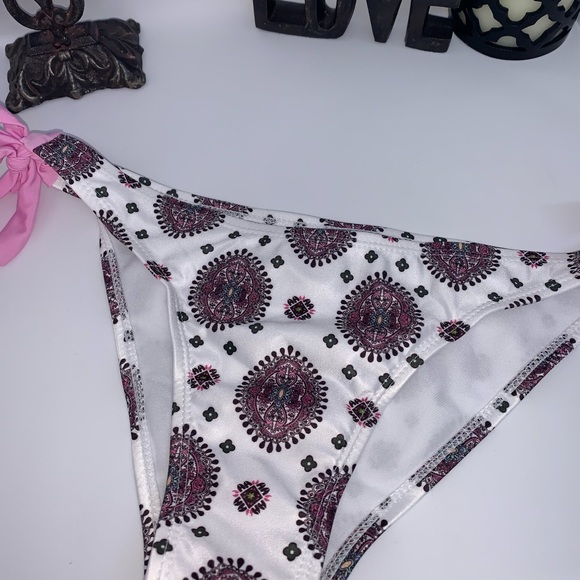 Pink/Boho print halter pushup bikini - Picture 4 of 8